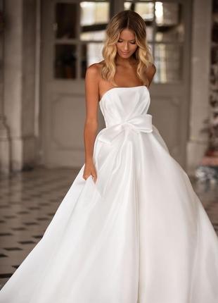 Свадебное платье  от дорогого итальянского бренда milla nova.2 фото