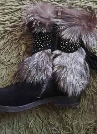 Замшевые сапожки с чернобуркой