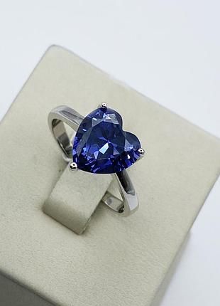 Кольцо серебряное с танзанитом "сердце" 18 3,91 г