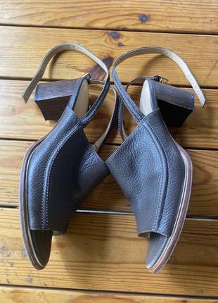 Кожаные оригинальные туфли clarks4 фото