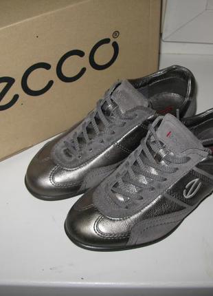 Шкіряні кросівки спортивні туфлі кеди від ecco сріблясті вставки замша, оригінал