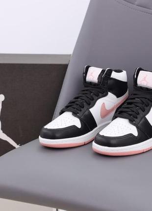 Женские кроссовки nike air jordan 1 retro white pink black3 фото