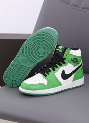 Мужские кроссовки nike air jordan 1 retro white green black