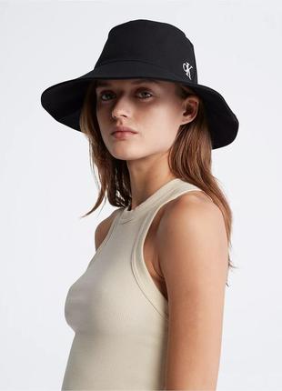 Вільний капелюх від сонця calvin klein (ck canvas sun hat) з американками