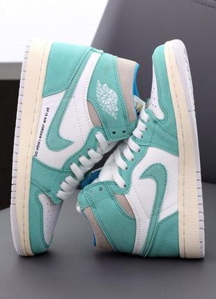 Женские кроссовки nike air jordan 1 retro turbo green