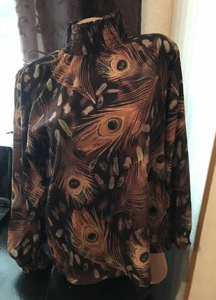 Красива блуза в принт павичі пір'я