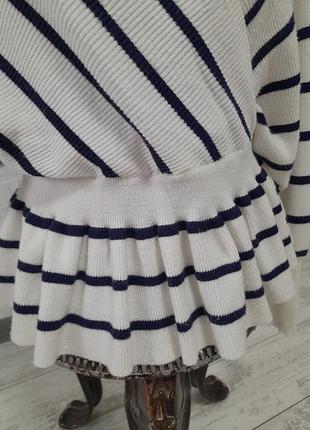 Красива м'яка кофточка в смужку, рукав летюча миша, джемпер з відкритою спиною