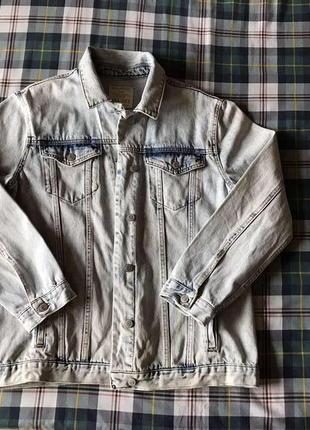 Женская джинсовая куртка  pull&bear размер 50-52.7 фото