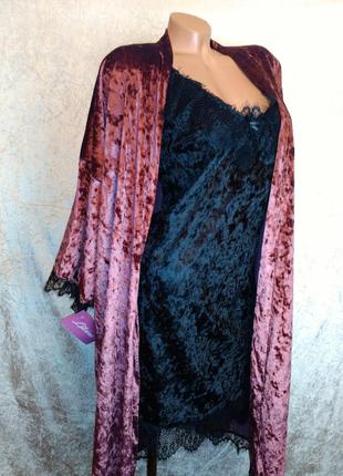 Новый велюровый комплект с кружевом