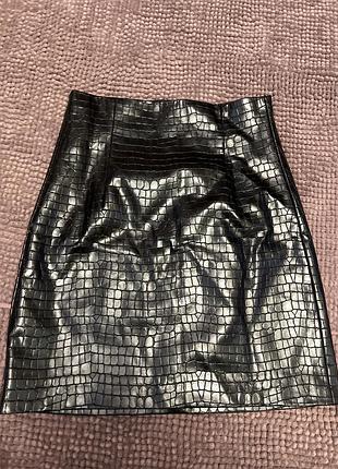 Стильная юбка zara