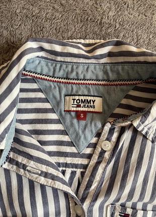 Синяя полосатая женская рубашка в полоску tommy hilfiger2 фото