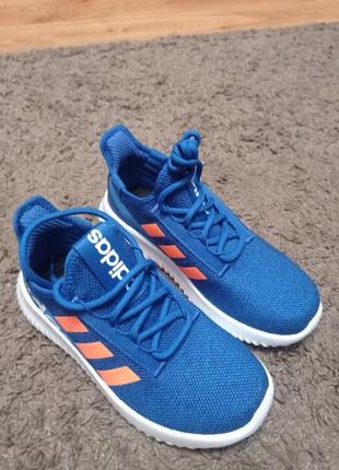 Adidas кроссовки,