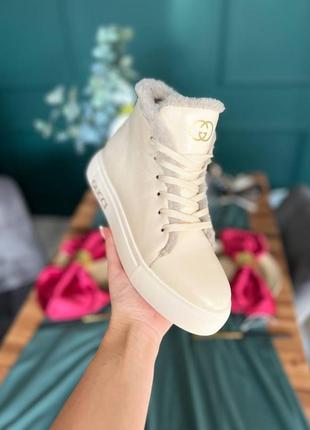 Стильні хайтопи, зимові кросівки жіночі ботинки шкіряні, черевики з натуральної шкіри, снікерси