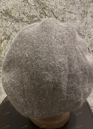 Бежевый женский берет теплый зимний из ангоры
