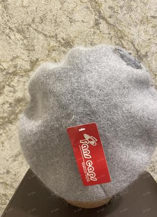 Бежевый женский берет теплый зимний из ангоры