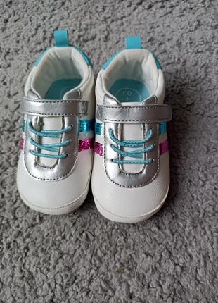 Кроссовки легкие распродаж 4