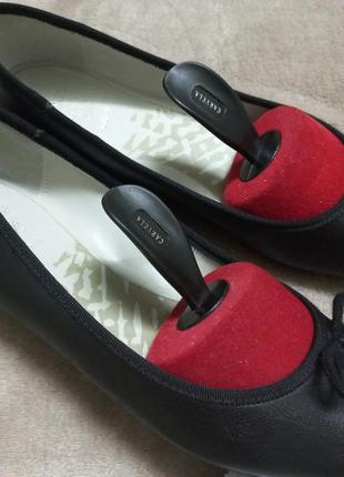 Туфли мокасины балетки фирменные кожа жен. 39р.clarks индии