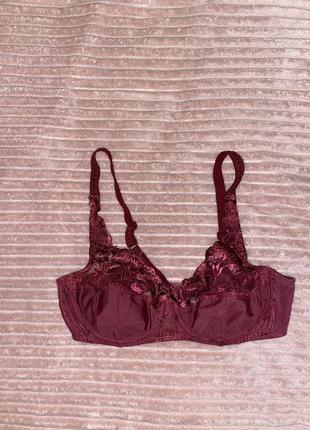 Бюсгальтер без чашечек бордового цвета подойдет на 70-75 с