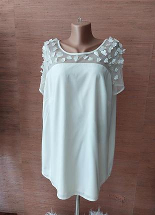 🌻🦋🌻 милая белая блузка с объемными цветками