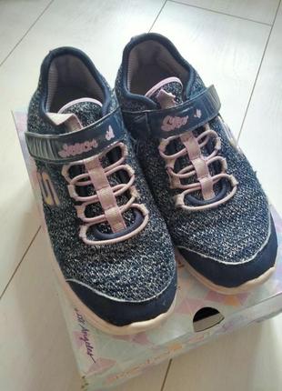 Кроссовки skechers р.33
