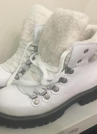 Ботинки evie shoes 33р новые зимние