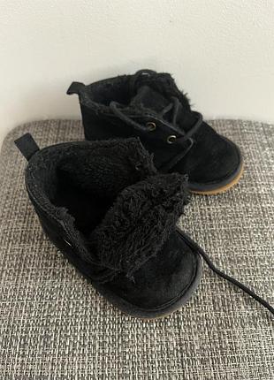 Черевики осінні, пінетки дитячі для перших кроків