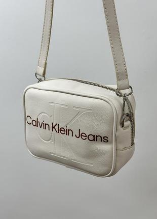 Calvin klein small crossbody bag cream