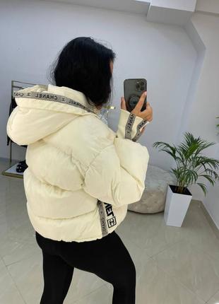 Трендовая зимняя куртка в стиле chanel5 фото