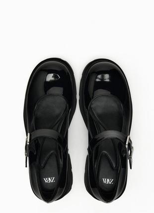 Оксфорди броги туфли в стилі мері джейн із пряжкою та тракторною підошвою зара zara1 фото