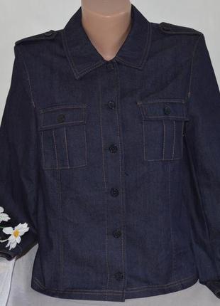 Брендовая джинсовая рубашка с карманами k.o.m.b.i2 фото