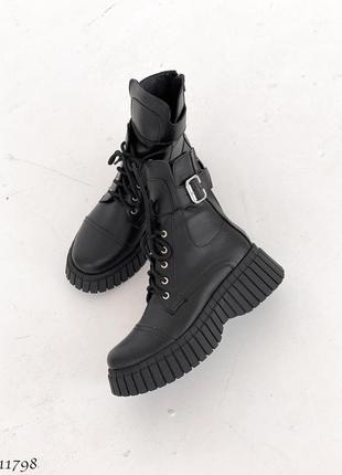Стильні жіночі шкіряні черевики чорного кольору, трендові жіночі чоботи на шнурівці демісезон8 фото