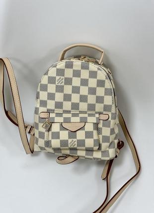 Женский рюкзак луи виттон слоновая кость louis vuitton palm springs mini ivory