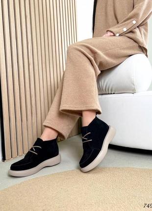 Демісезонні жіночі замшеві черевики чорного кольору, трендові жіночі чоботи на шнурівці6 фото
