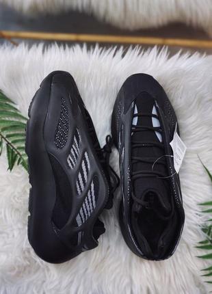 Чоловічі кросівки😎adidas yeezy boost 700 v3 alvah black😎адідас чорні, весна-осінь9 фото