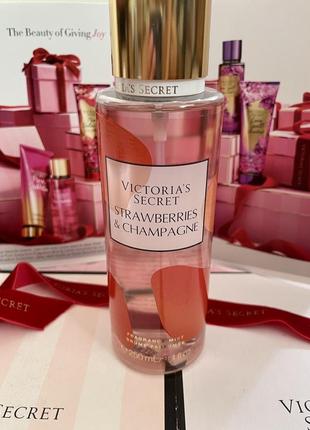 Victoria's secret strawberries & champagne fragrance mist