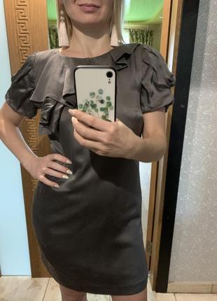 Симпатичное шёлковое платьице, легкое с подкладкой