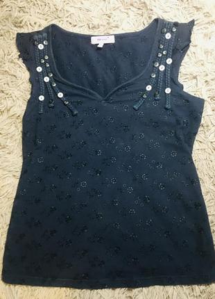 Жіноча футболка