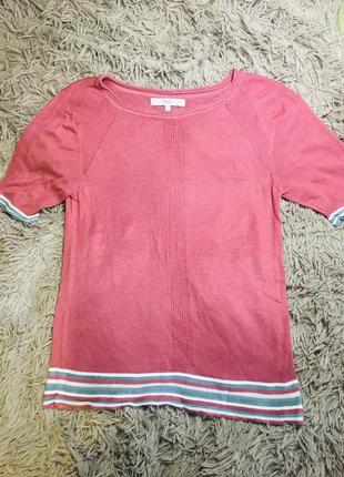 Легка футболка