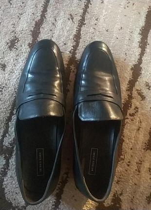 Кожаные, фирменные , чёрные туфли размер 44