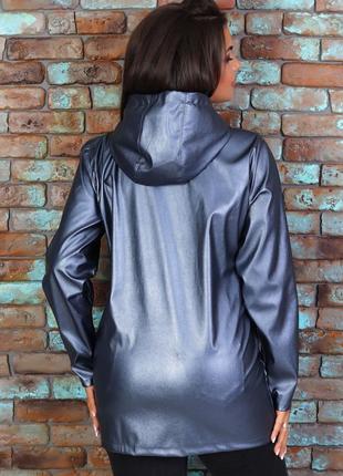 Демисезонная женская куртка из эко-кожи с капюшоном на молнии размеры 58-623 фото