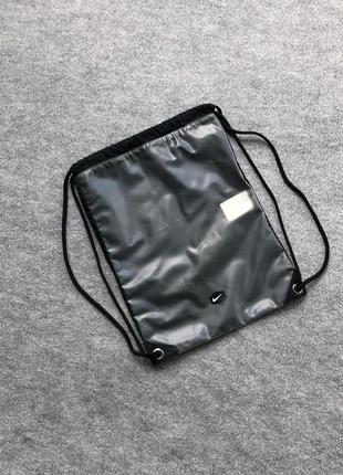 Винтажная спортивная сумка nike vintage pvc bag black2 фото