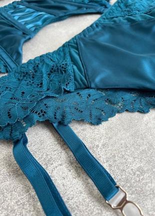 Нижнее белье. горячий комплект