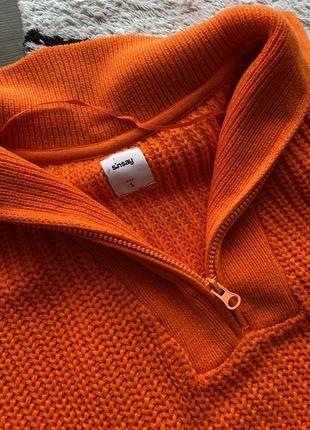 Стильный яркий джемпер свитер оранжевый3 фото