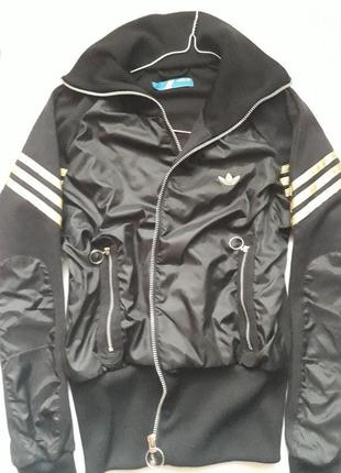 Стильна куртка , вітрівка , джемпер на замку adidas5 фото