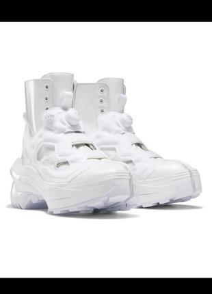 Maison margiela x reebok instapump fury tabi pump