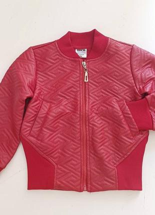 Стильная кожаная куртка для девочек