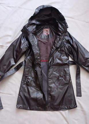 Плащ на подкладке 128р