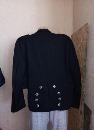 Куртка prince charlie kilt  - шерсть

высшего качества5 фото