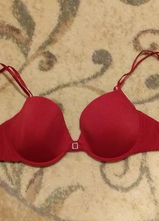Дуже красивий яскравий бюстгальтер 70d