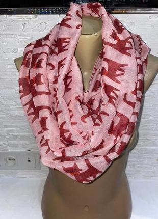 Гарний легкий шарф